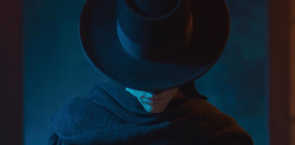 ‘Zorro’, el héroe enmascarado se moderniza en una nueva serie acorde a los tiempos